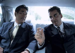 フォーマルスーツをおしゃれに決められる