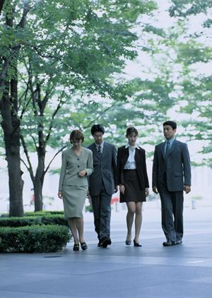 【2024年最新版】プリントTシャツの選び方と作り方徹底解説！デザインを魅力的に仕上げるコツ